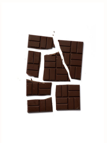 Chocolate ao leite de cabra 58% em pedaços. 